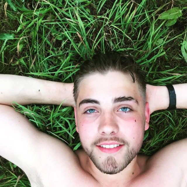 Велосипед и рюкзак look men. Лев бельцов фотострана. Aleks 23. Крафт алекс 23 года германия. 1991.